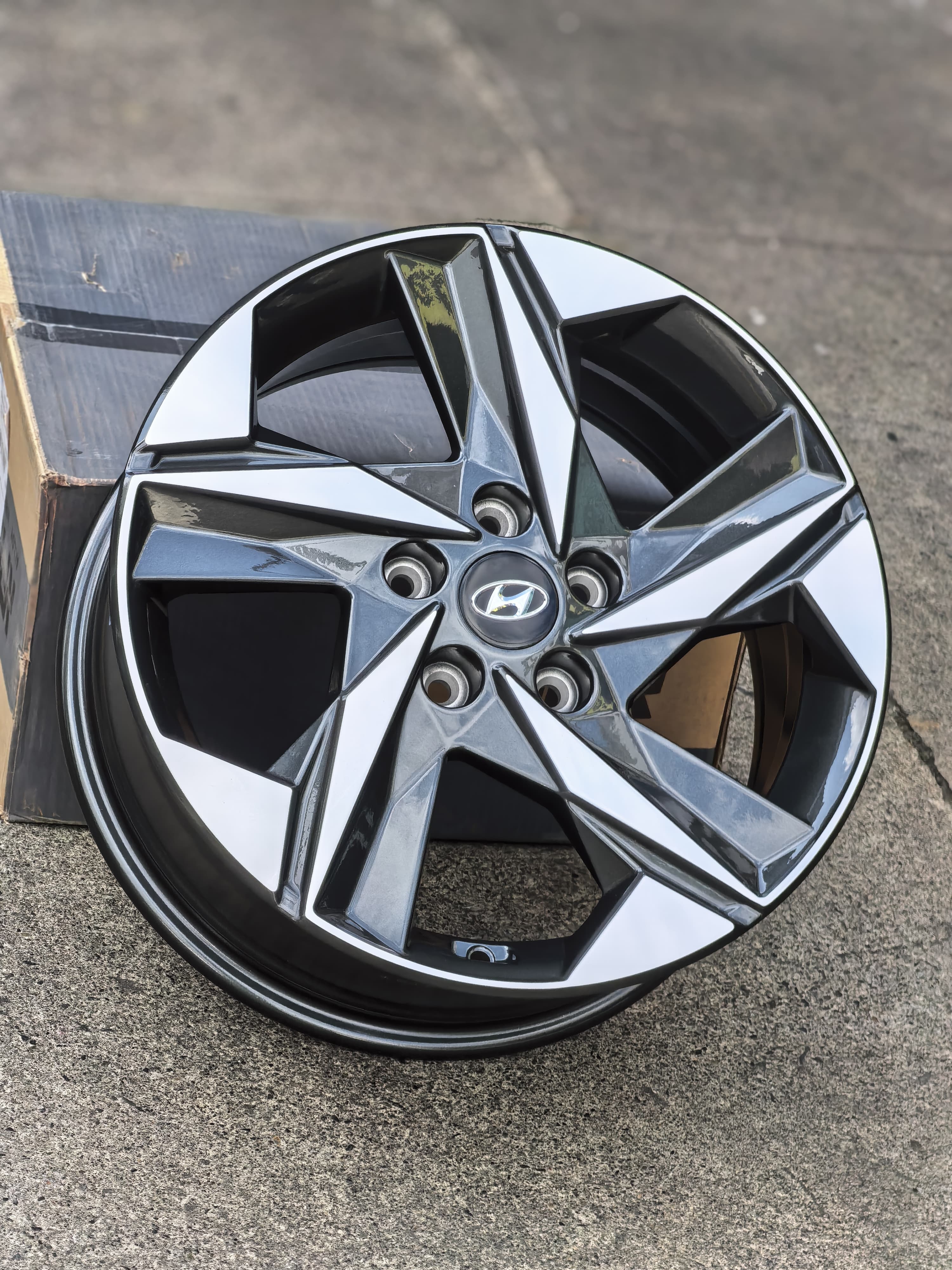 AD75H-421 17X7 5X114.3 ET49 CB67.1