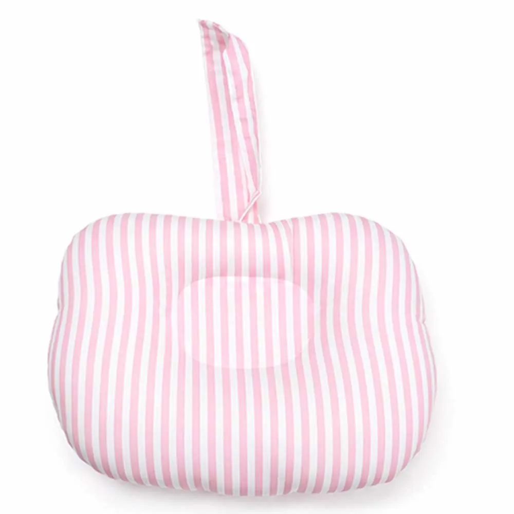 Almohada rosada rayada para amamantar