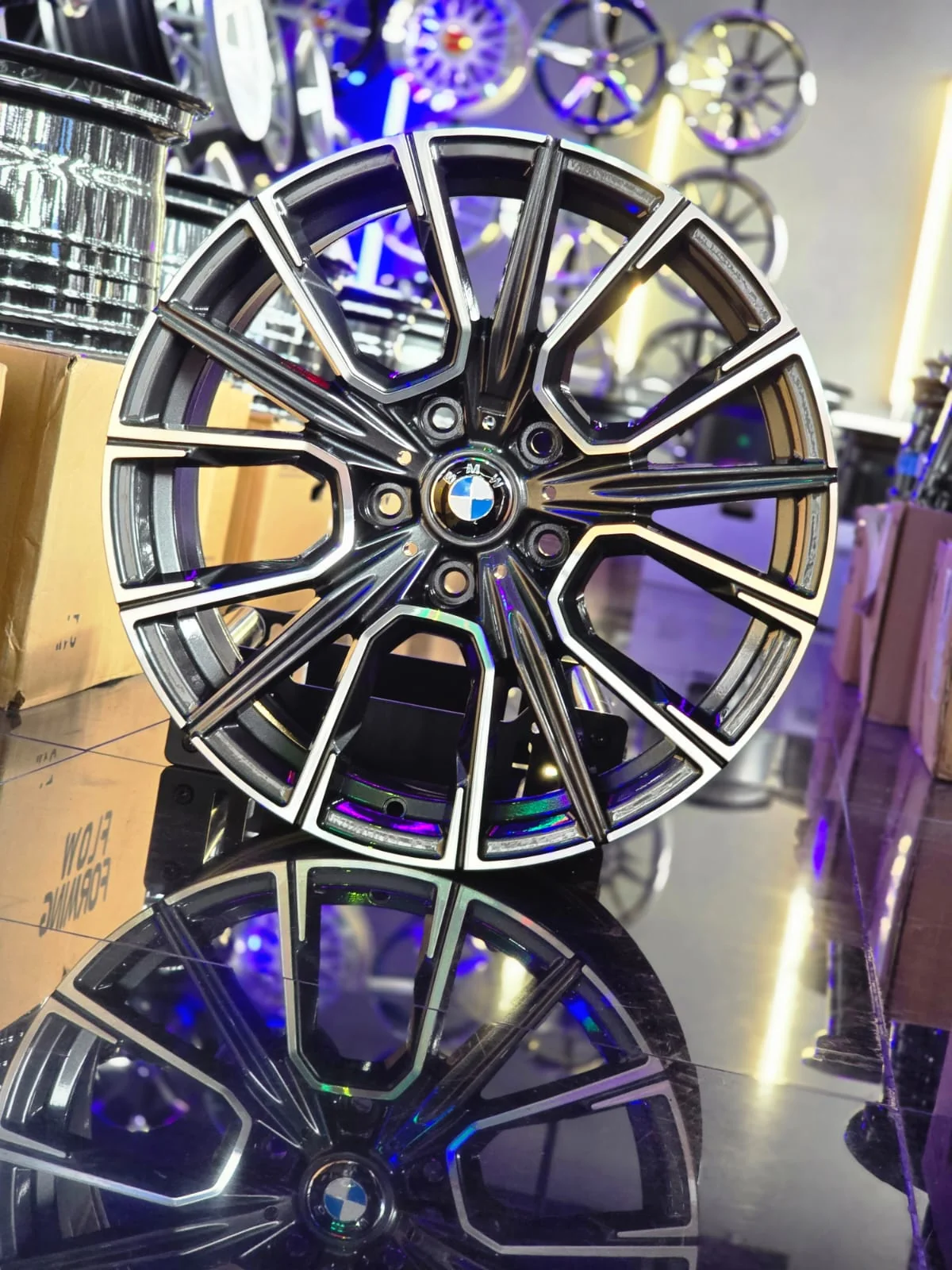 AD9M5H-106 19X8.5 5X120 ET25 CB72.56 + AD9M5H-107 19X9.5 5X120 ET35 CB72.56