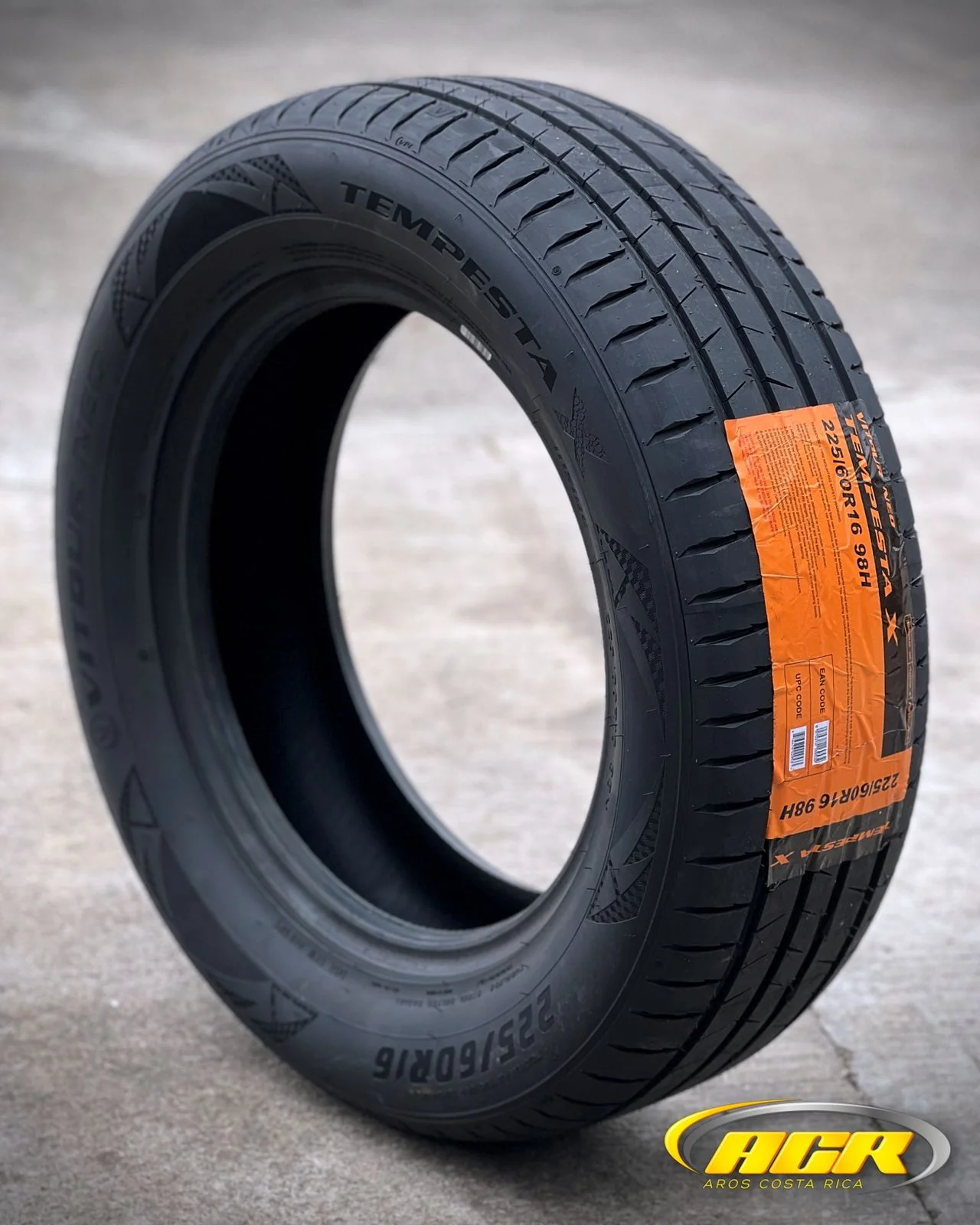 225/60R16 Vitour Tempesta X