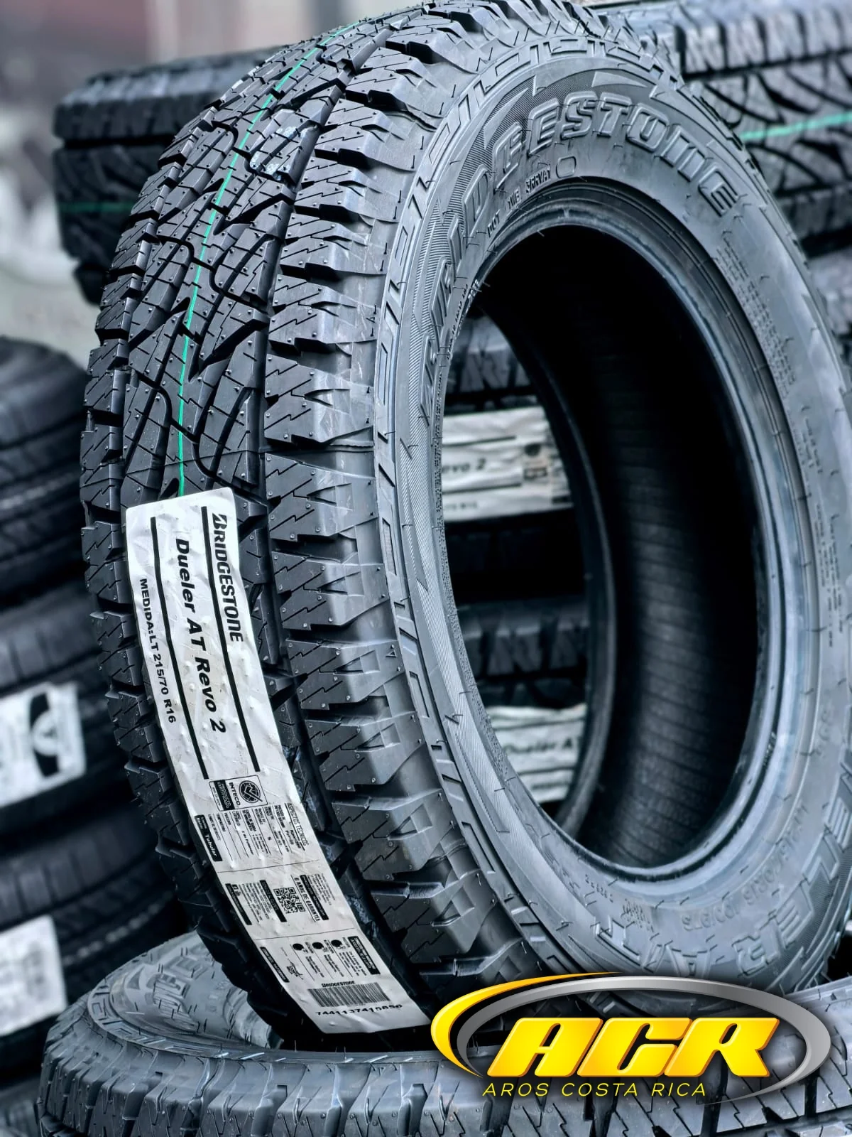 215/70R16 Bridgestone Dueler AT Revo II