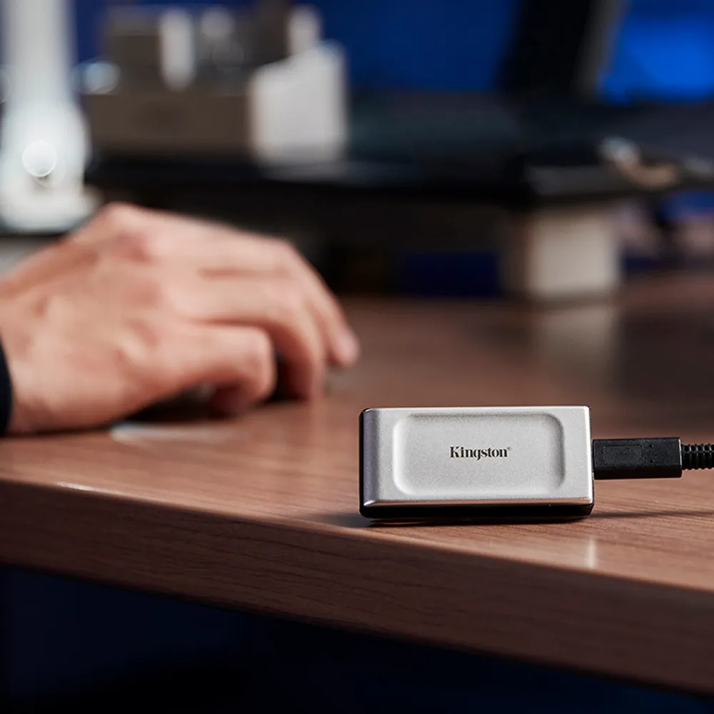 Disco de estado solido Kingston SSD 2TB portable XS2000
