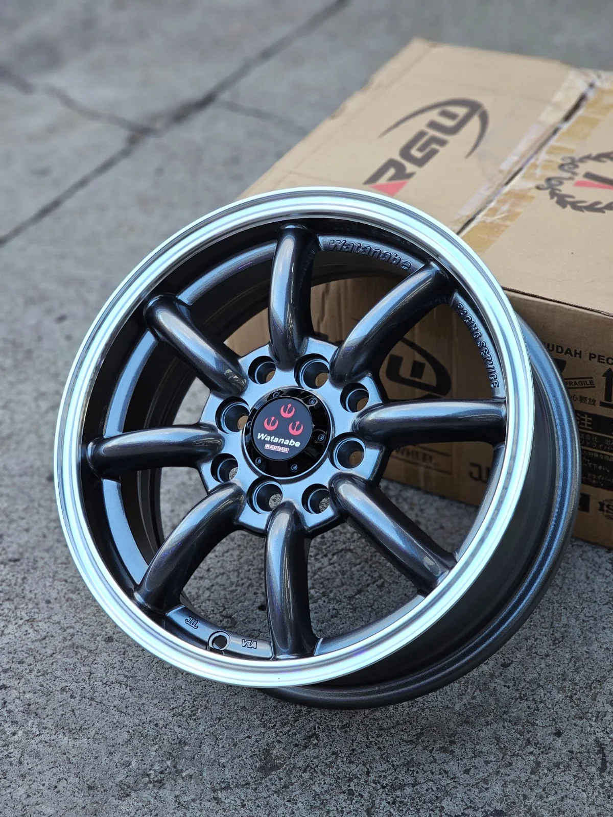 A1655 14X5.5 8X100/114.3 ET38 CB73.1