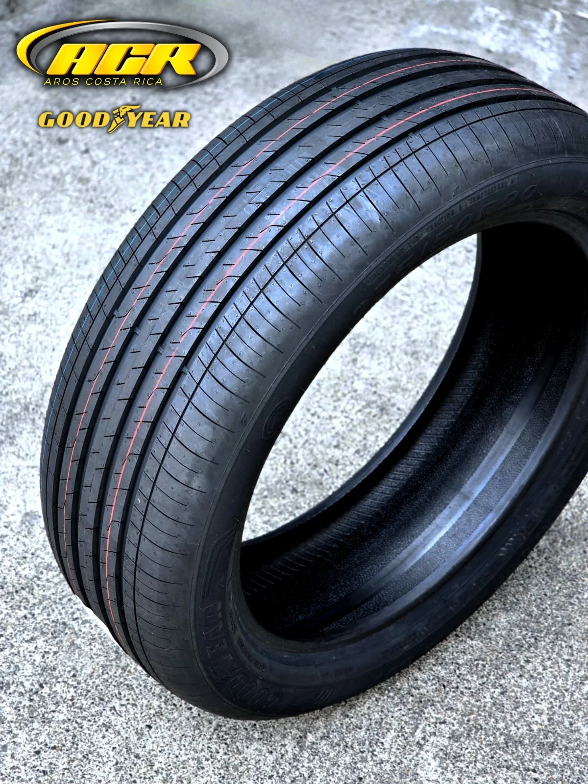 235/50R20 Goodyear Efficient Grip SUV Performance