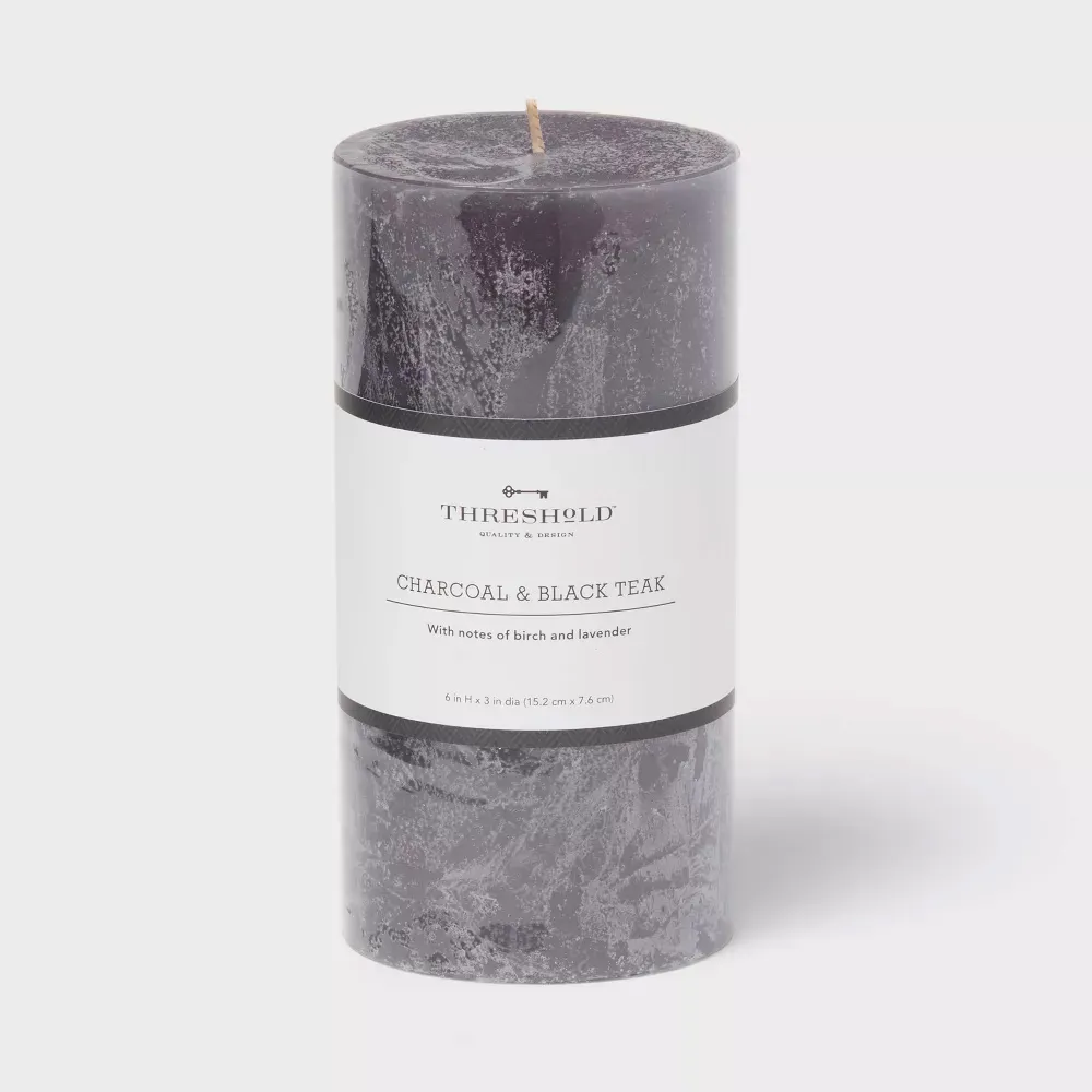 Vela aromática Threshold charcoal and black teak 15.2x7.6cm