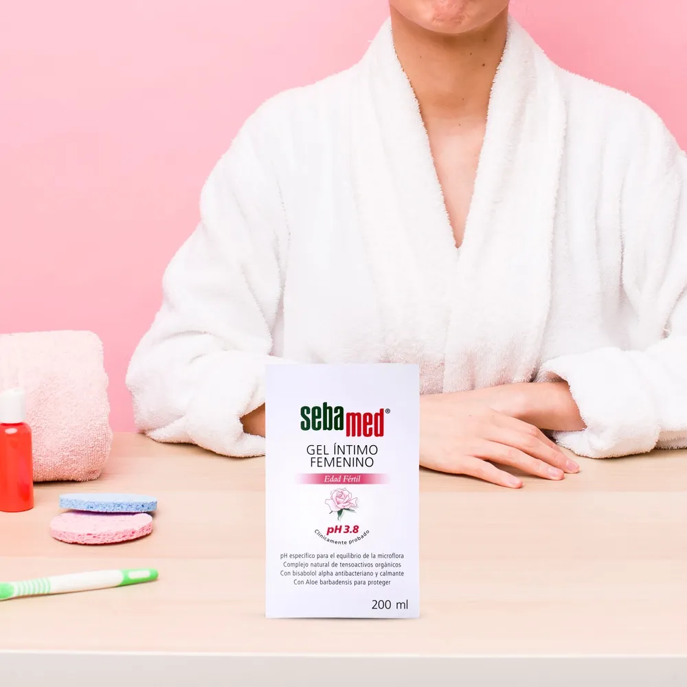 Gel íntimo Sebamed femenino edad fértil - 200 ml