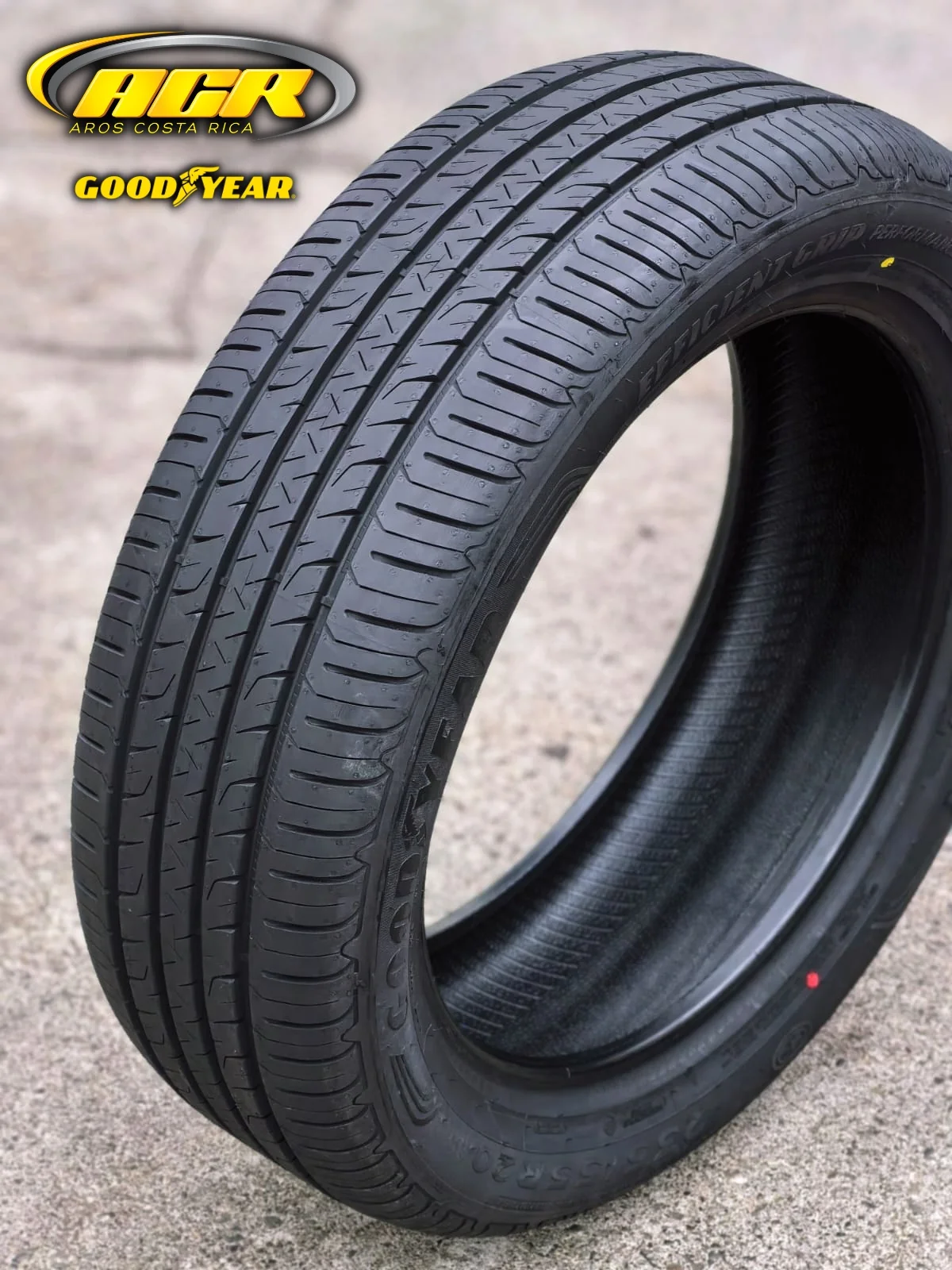 235/55R20 Goodyear Efficientgrip SUV