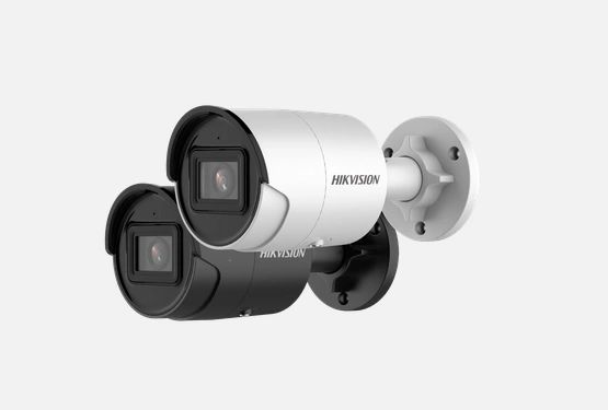 CAMARA DE SEGURIDAD HIKVISION IP 6MP. BULLET. IP67. H.265+. AcuSense. LENS 2.8 DS-2CD2063G2-I