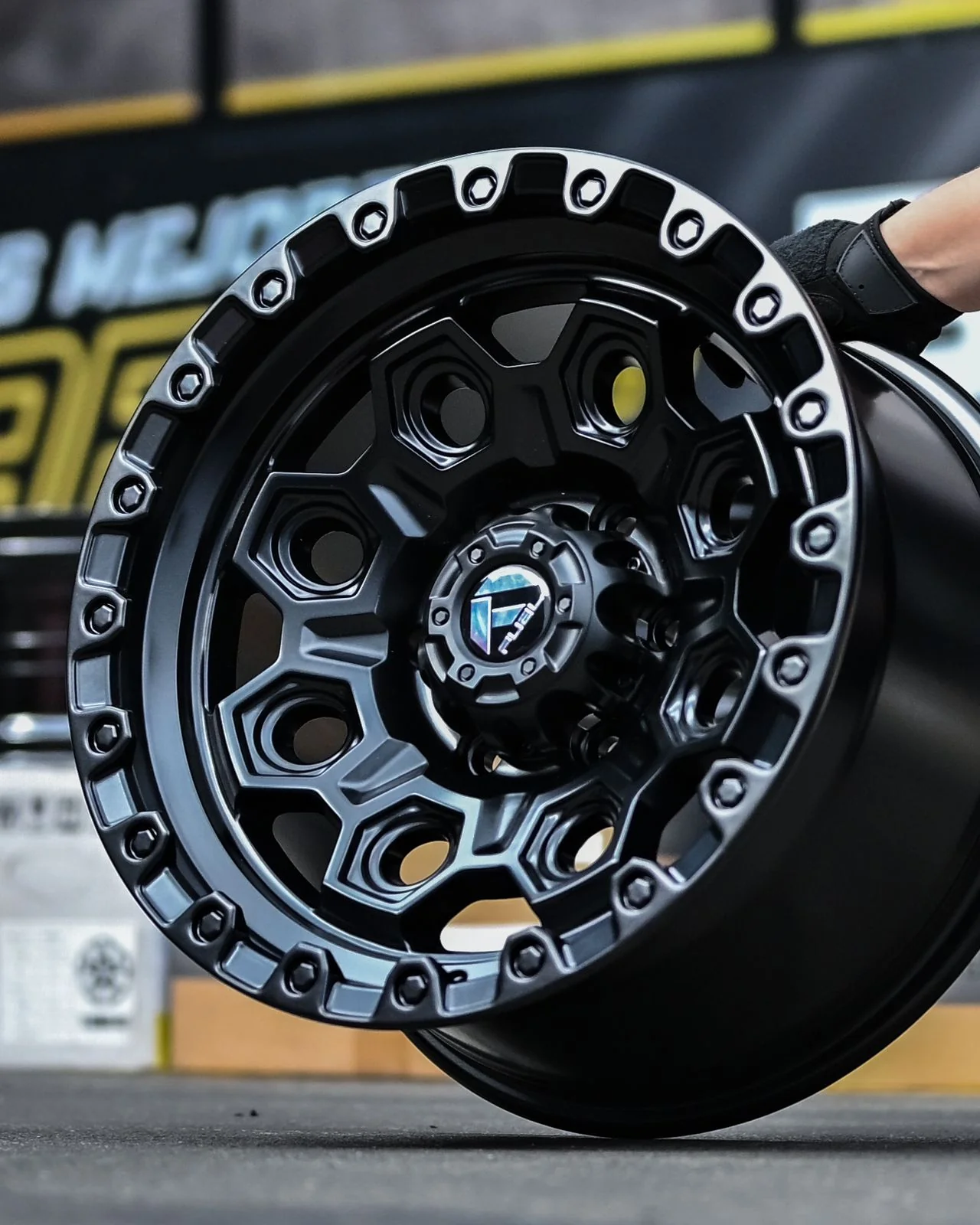 AD84X46H-79 18X9 6X139.7 ET0 CB110.1