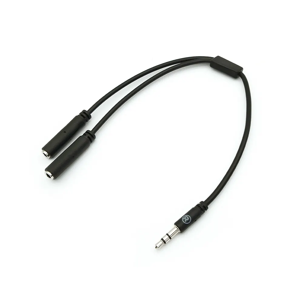 Cable de audio splitter redondo RadioShack Macho a 2 hembras 0.203 m Negro