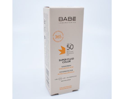 Babe Super Fluido CON COLOR fotoprotector acido hialuronico SPF 50 50 ml