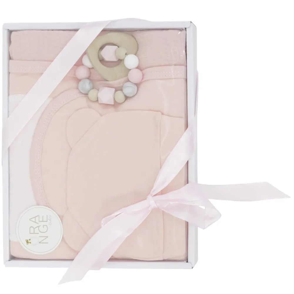 Set de 4 piezas rosado con frazada y accesorios para bebé niña