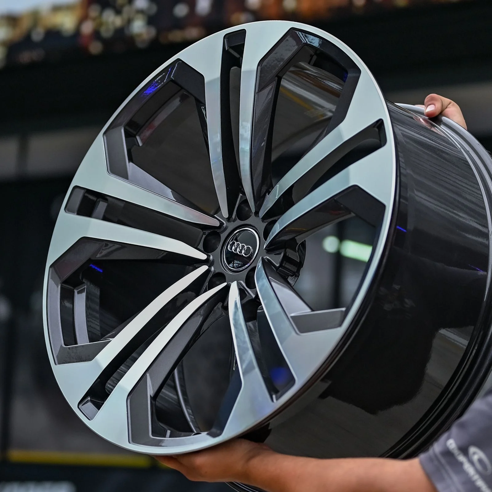 AVD5H-03 22X10 5X112 ET20 CB66.45