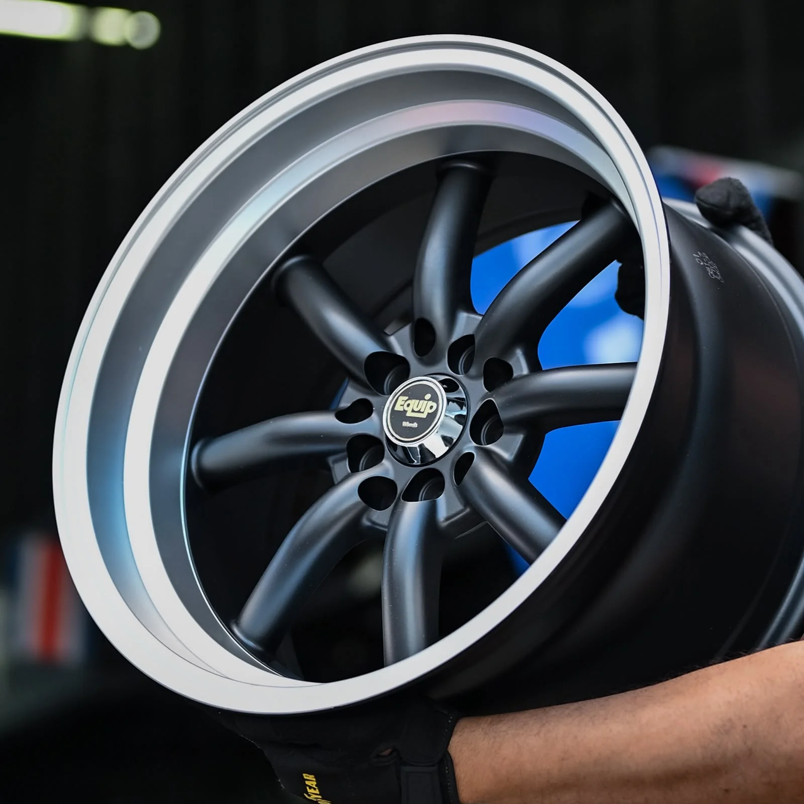 AD75H-574 17x9.0 10X100/114.3 ET15 CB73.1