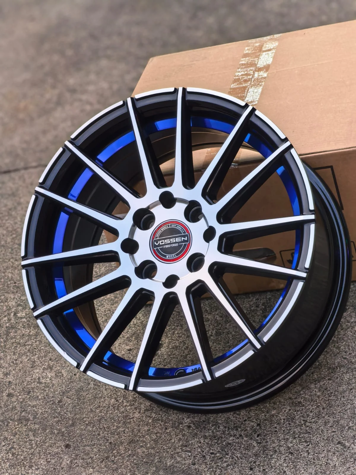 AQX74H-576 15x7 8x100/114.3 ET35 CB73.1