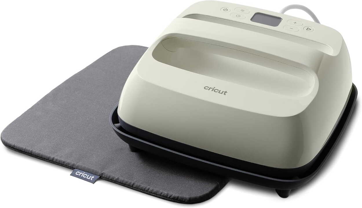 PRENSA DE CALOR CRICUT EASYPRESS SE – 9″X9″ + TAPETE