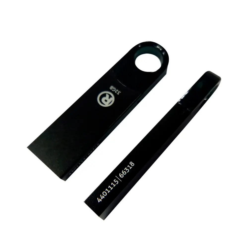 Memoria USB RadioShack 4401115 Delgada 32 GB