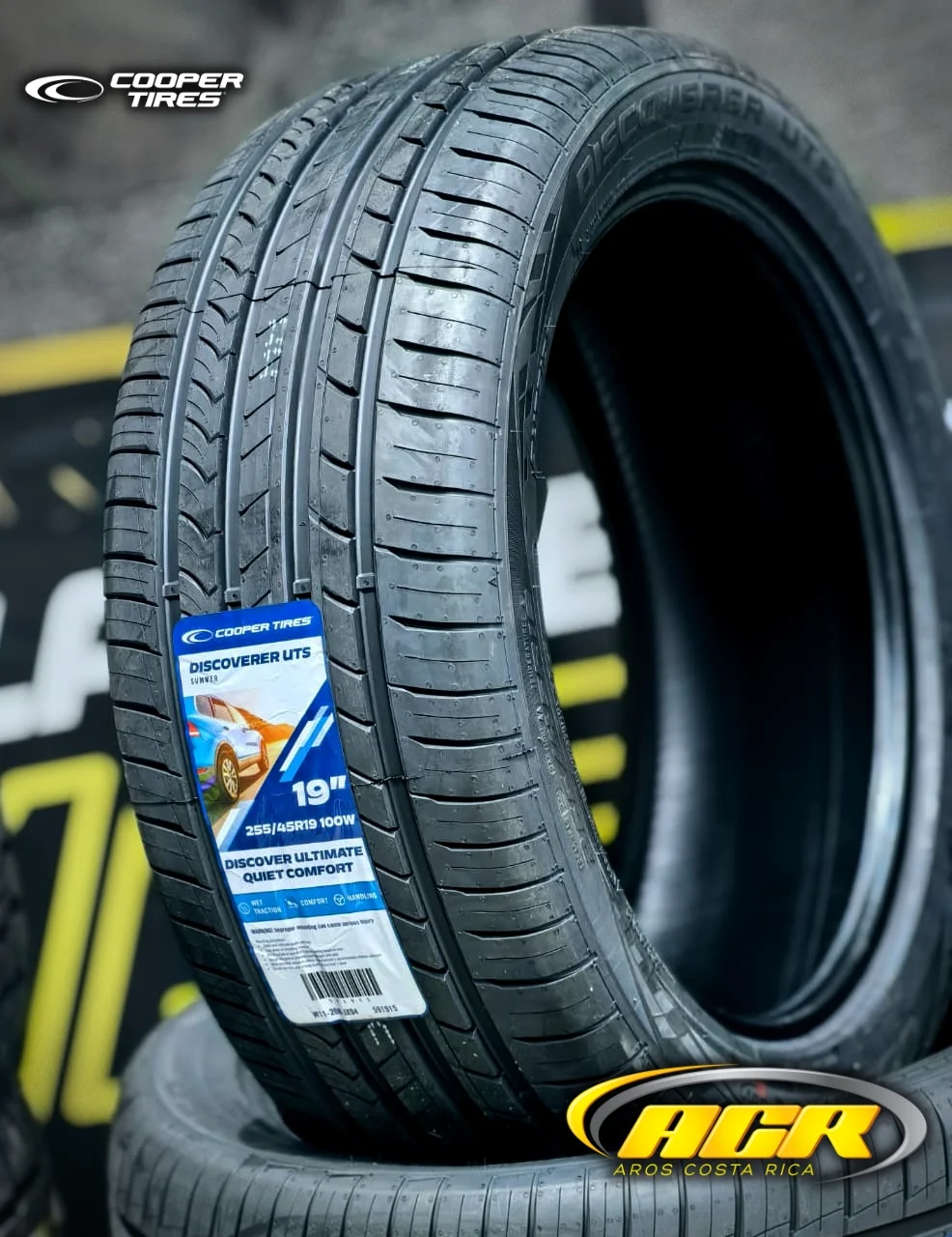 255/45R19 Cooper Discoverer UTS