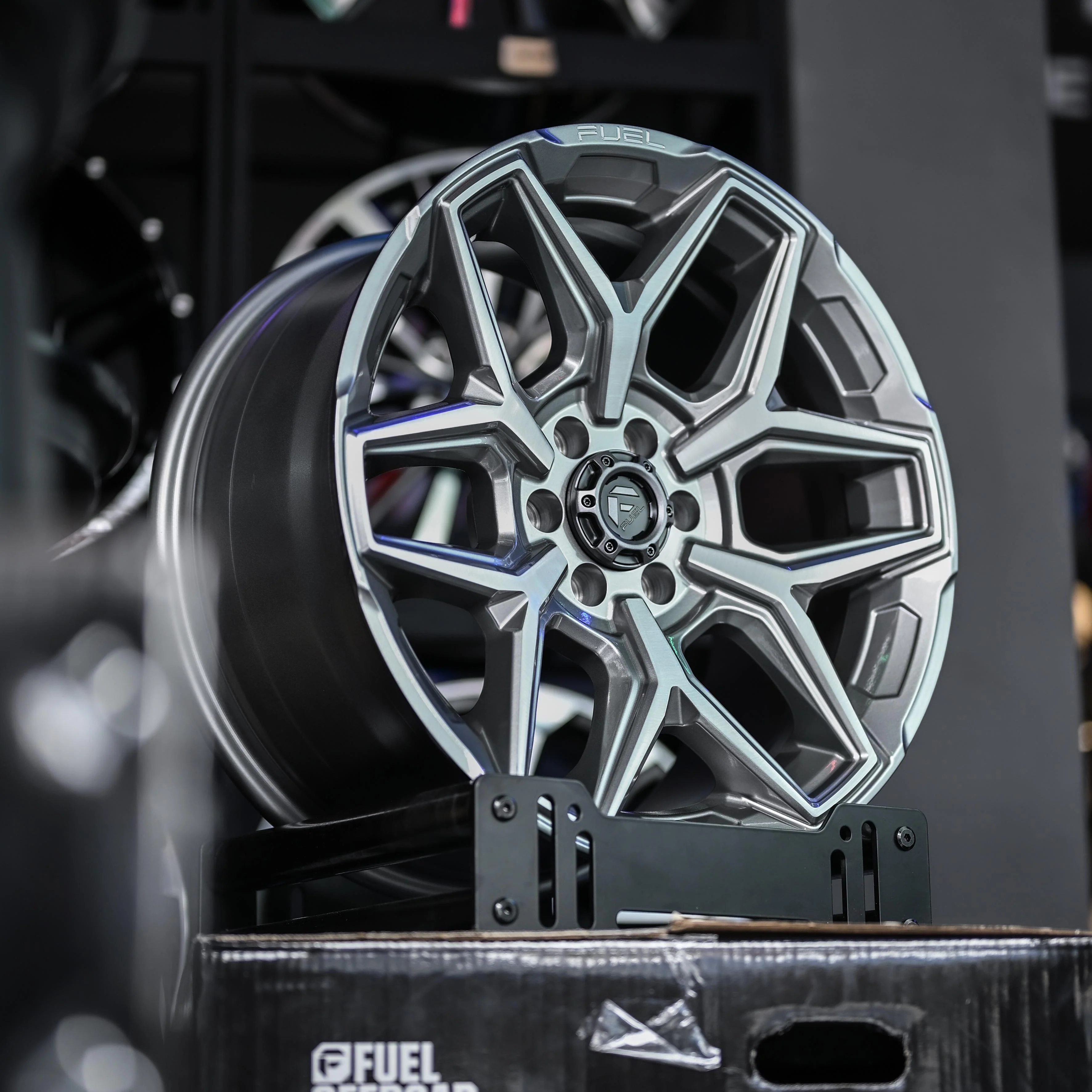AOD84X46HF-15 FUEL FLUX 18X9 6X114 ET20 CB66